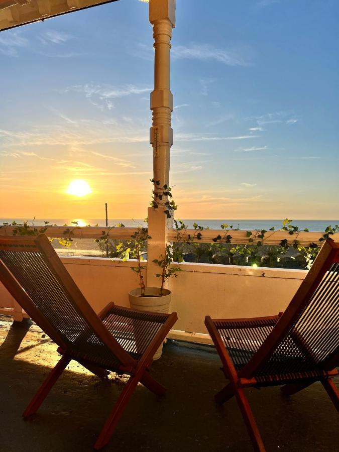 شقة A View Of The Bay- Panoramic Sea Views- Sleeps 4 Westgate-on-Sea المظهر الخارجي الصورة